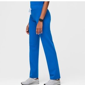 Figs Livingston Basic Scrub Pants, size Large